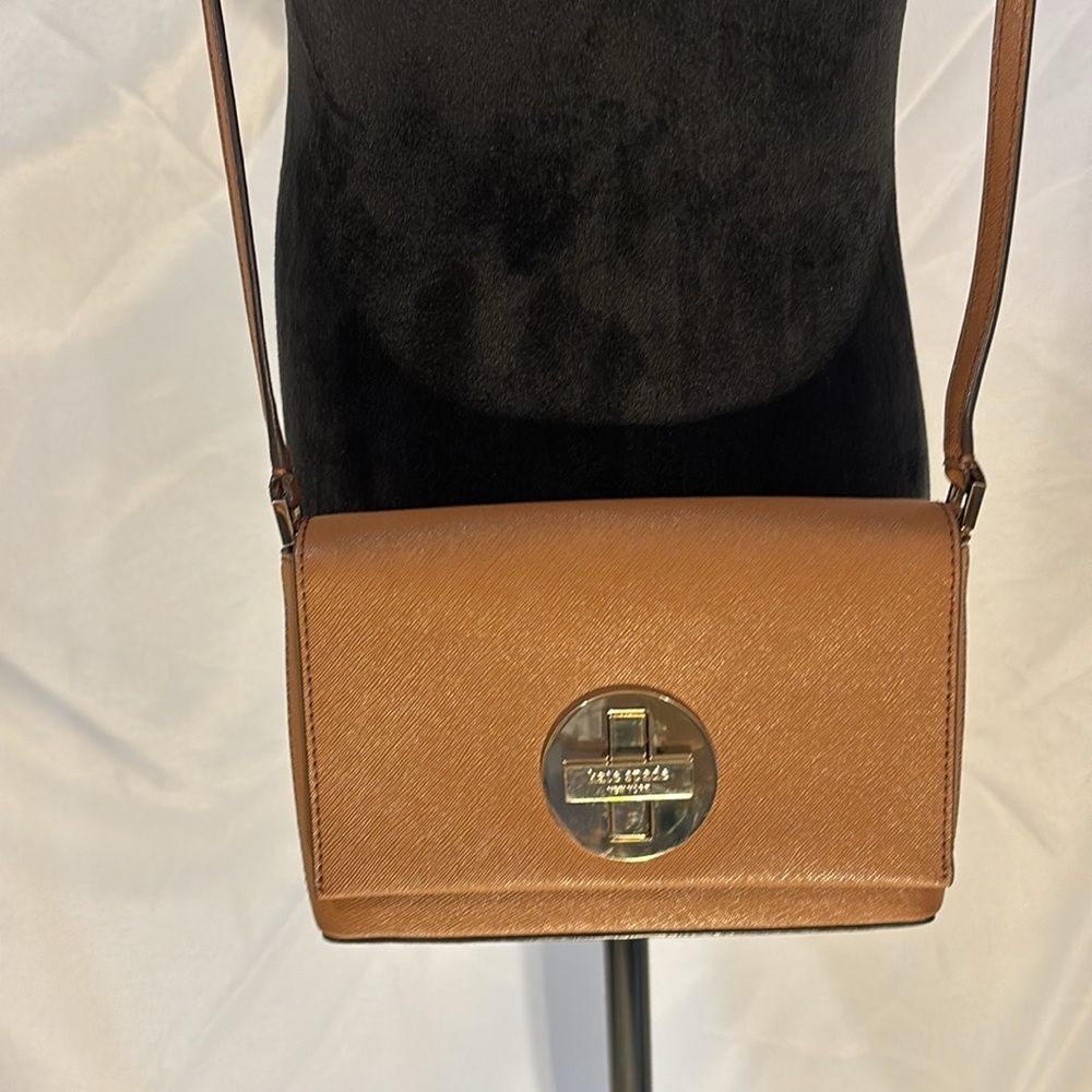 Kate Spade New York Flap Top Leather Shoulder bag
